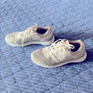 Reebok White Sneaker